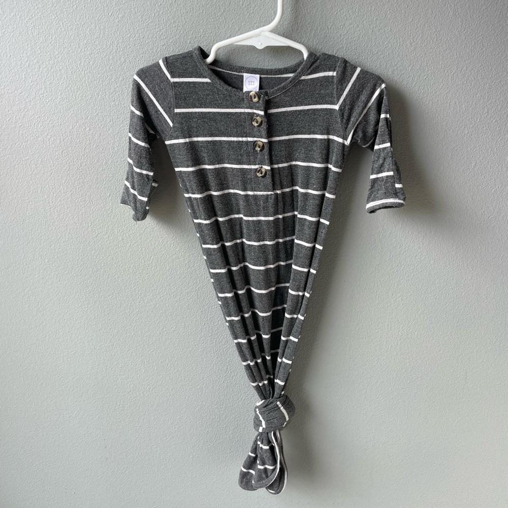 Lou Lou and Co // Heather Gray and White Stripe Bamboo Knotted Gown with Mittens